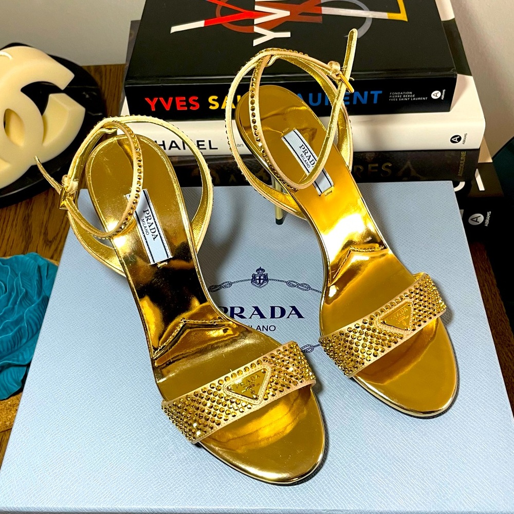 SOLD!$900 OFF New! PRADA with Cristal 🌟✨✨✨ - Picture 6 of 11
